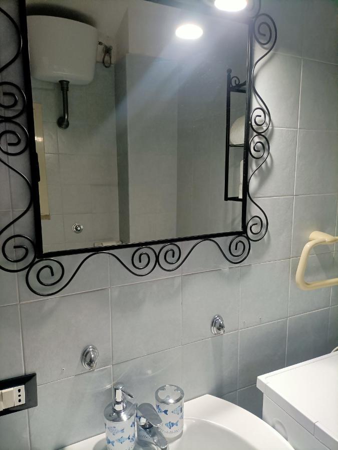 Hakuna Matata ,Grazioso Appartamento In Centro Caserte Extérieur photo